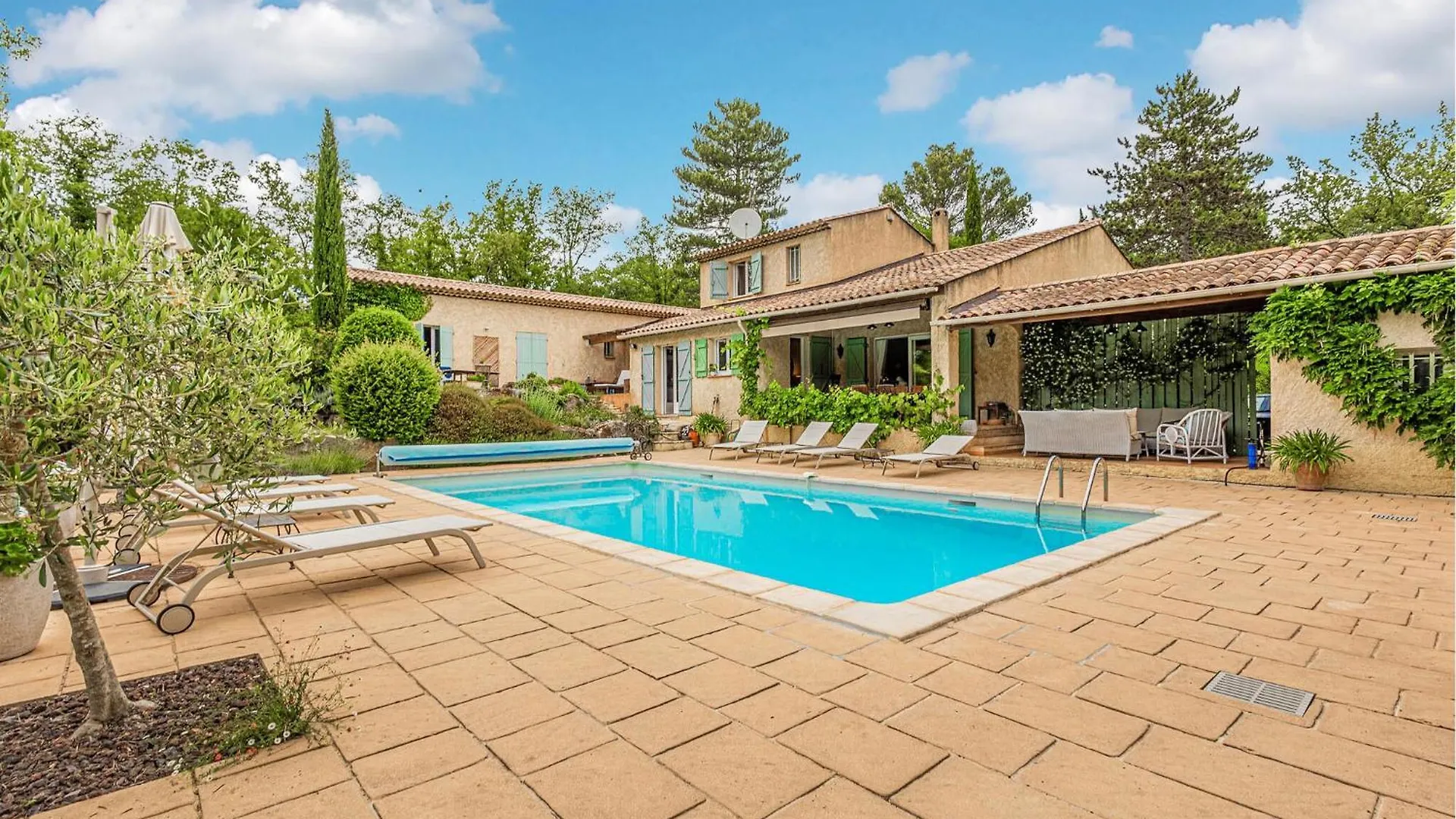 Gorgeous Home In Callian With Wifi contacts